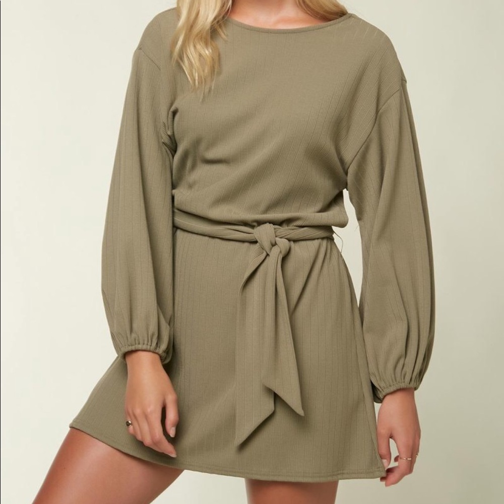 Axel dress